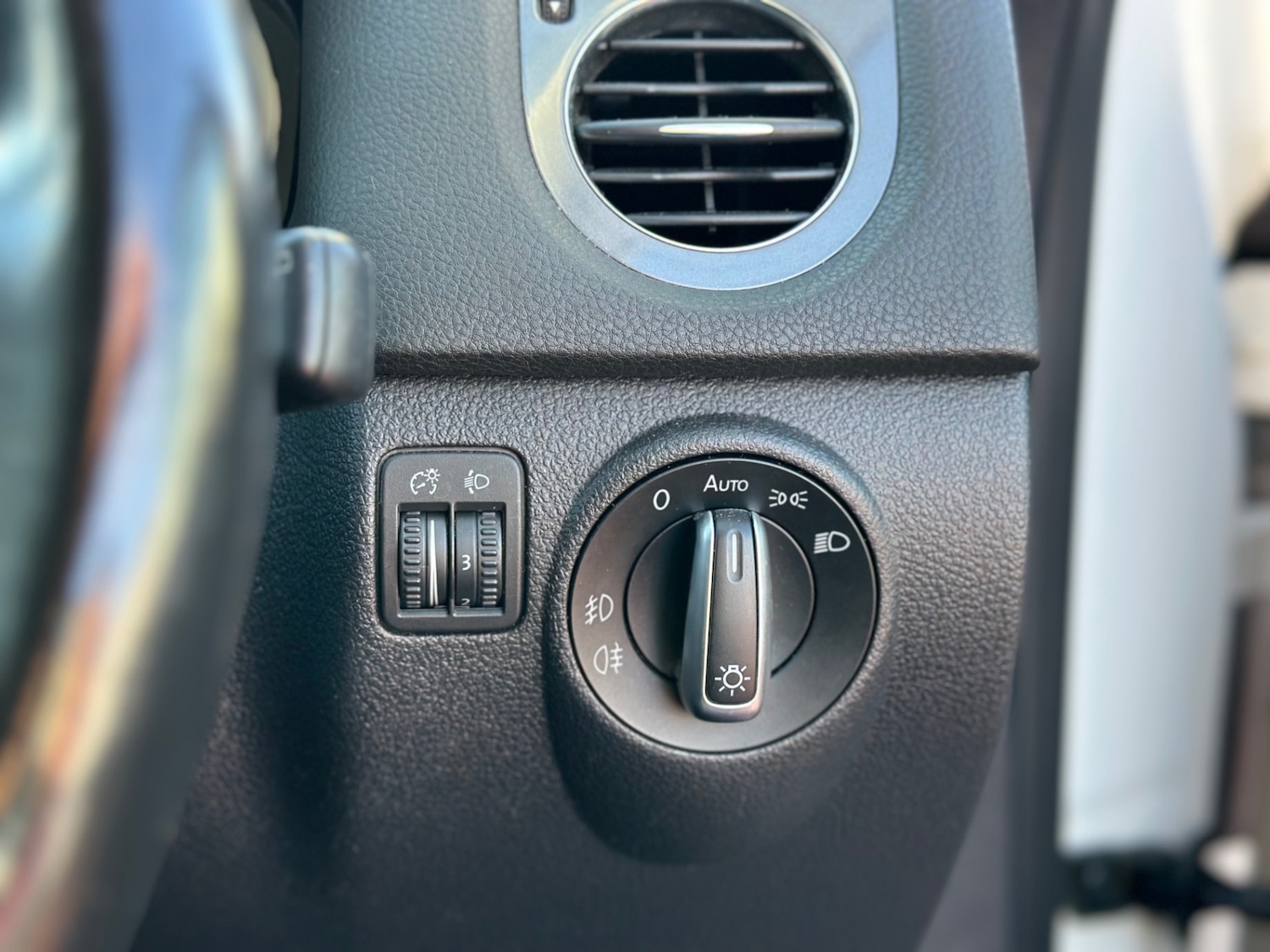 Used Volkswagen Tiguan 2012 for sale - 76706639: Photo 20