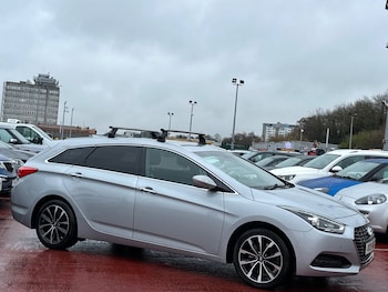 2019 (19) - 1.6 CRDi SE Nav 5dr - FULL MOT - SERVICE HISTORY