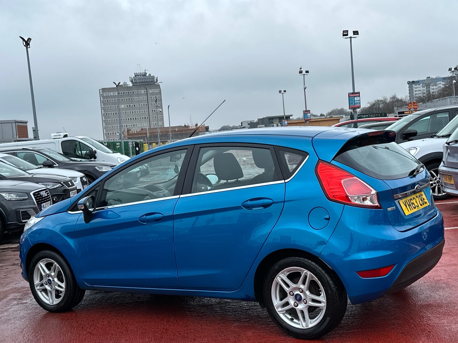 Used Ford Fiesta 2013 for sale - 77475573: Photo 2