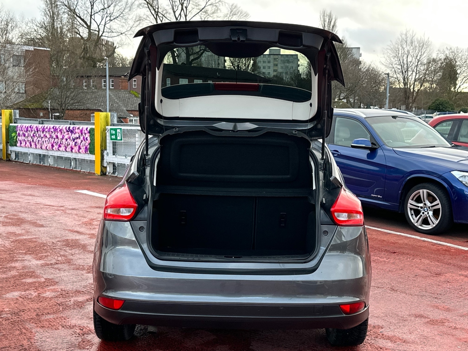 Used Ford Focus 2015 for sale - 76959915: Photo 5