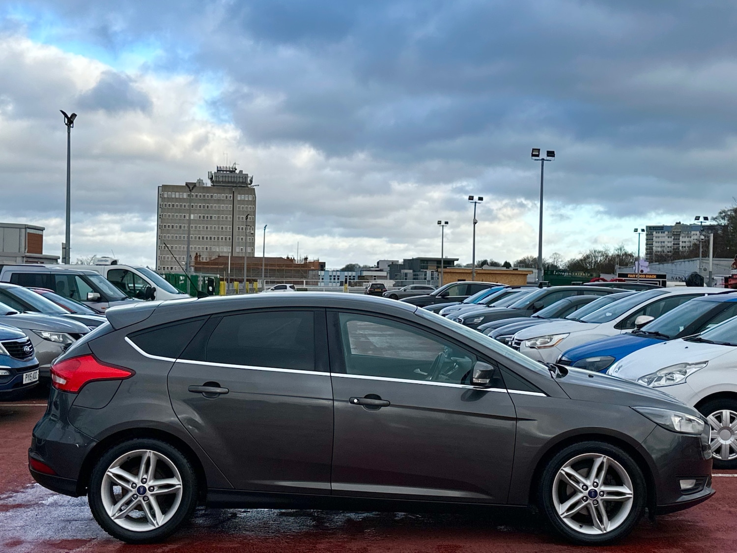 Used Ford Focus 2015 for sale - 76959915: Photo 8