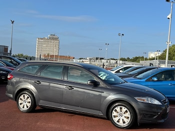 2013 (63) - 2.0 TDCi 140 Edge 5dr - 1 F/KEEPER - 07/2026 MOT - RECENT SERVICE