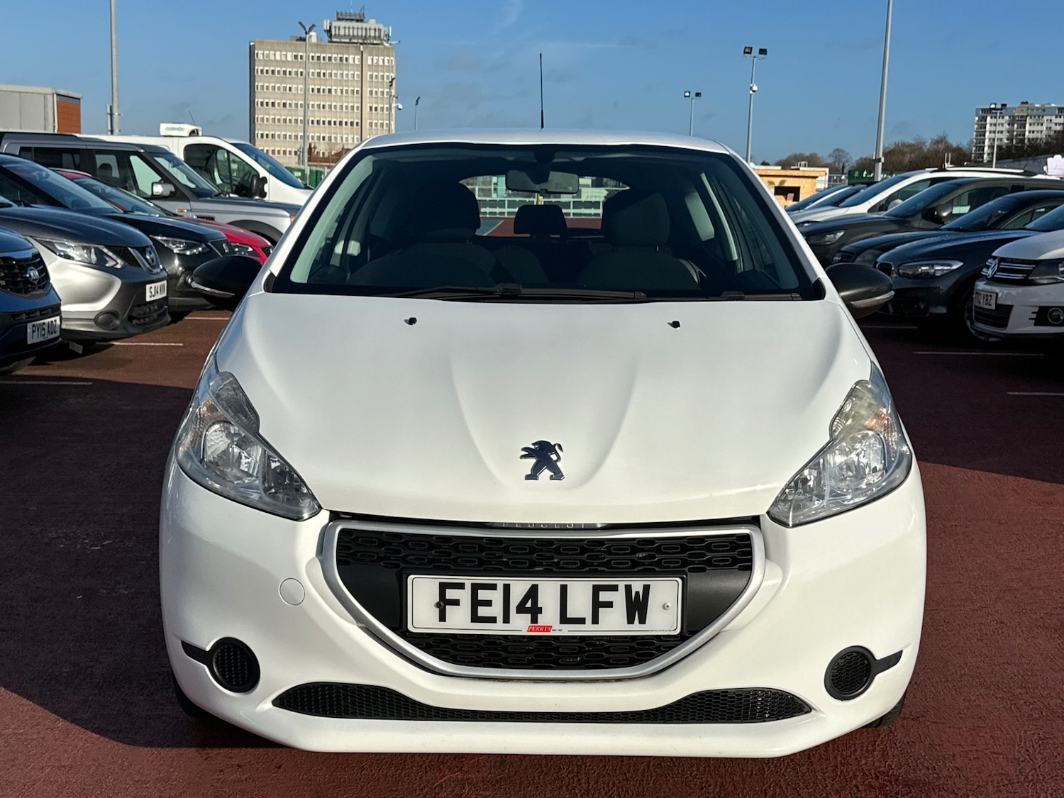 Used Peugeot 208 2014 for sale - 76742273: Photo 10