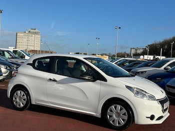 2014 (14) - 1.0 VTi Access 3dr - LOW 61k MILES - LONG MOT