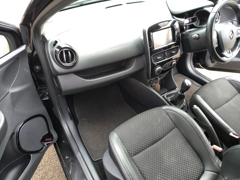 Used Renault Clio 2017 for sale - 78201375: Photo 25