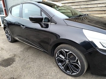 Used Renault Clio 2017 for sale - 78201375: Photo