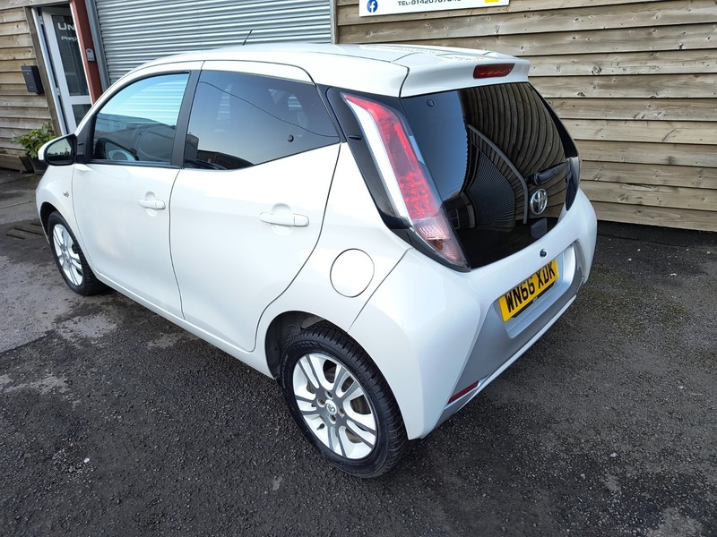 Used Toyota AYGO 2016 for sale - 77821759: Photo 2