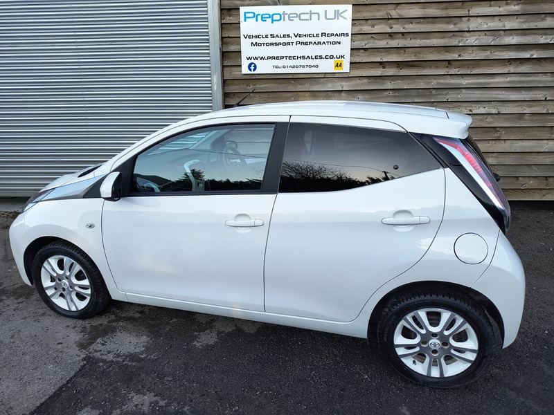 Used Toyota AYGO 2016 for sale - 77821759: Photo 8