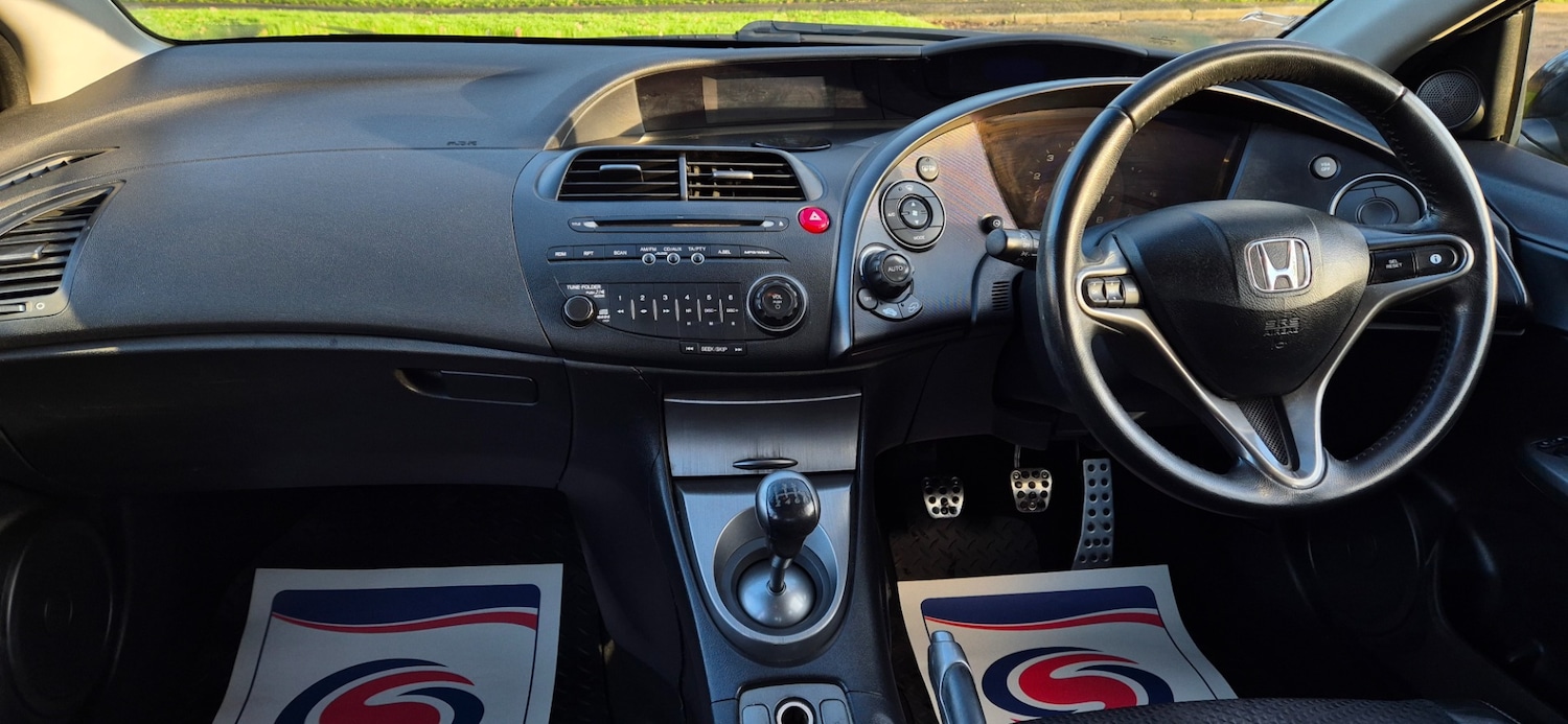 Used Honda Civic 2010 for sale - 77213574: Photo 12