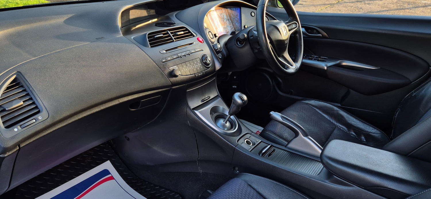 Used Honda Civic 2010 for sale - 77213574: Photo 13