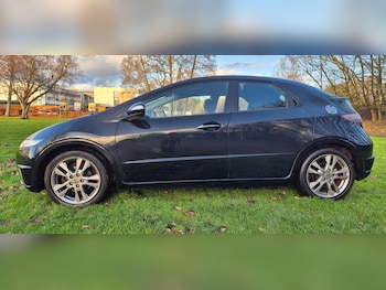 Used Honda Civic 2010 for sale - 77213574: Photo