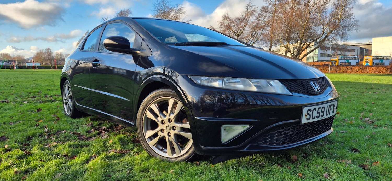 Used Honda Civic 2010 for sale - 77213574: Photo 5