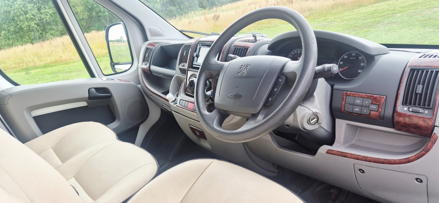 Used Peugeot Boxer 2010 for sale - 76905115: Photo 11