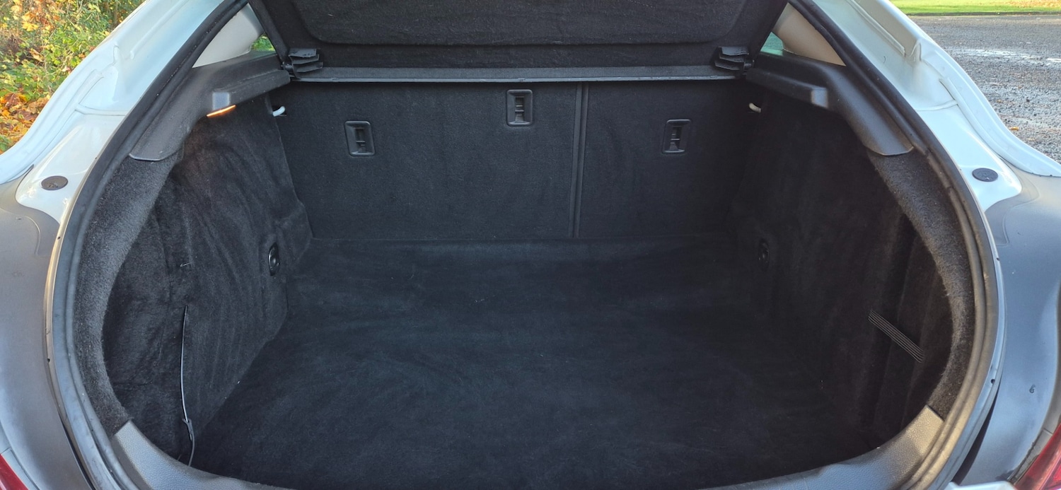 Used Vauxhall Insignia 2015 for sale - 76532255: Photo 10