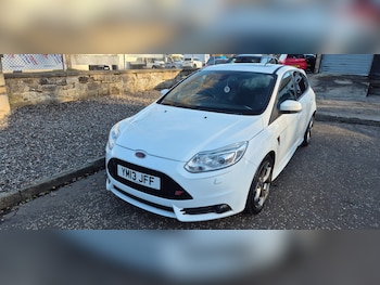Used Ford Focus 2013 for sale - 77915317: Photo