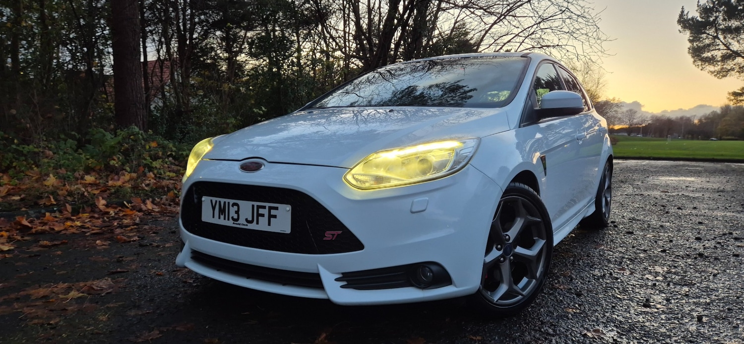 Used Ford Focus 2013 for sale - 76583363: Photo 1