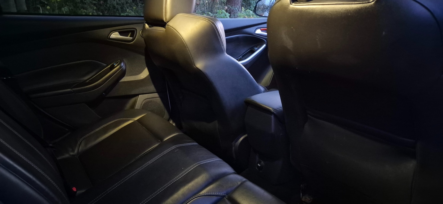 Used Ford Focus 2013 for sale - 76583363: Photo 14