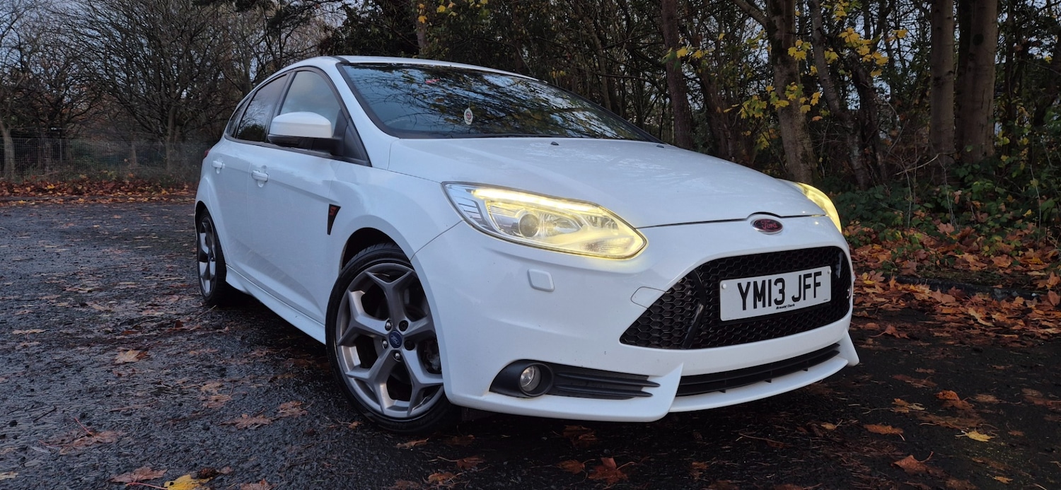 Used Ford Focus 2013 for sale - 76583363: Photo 5