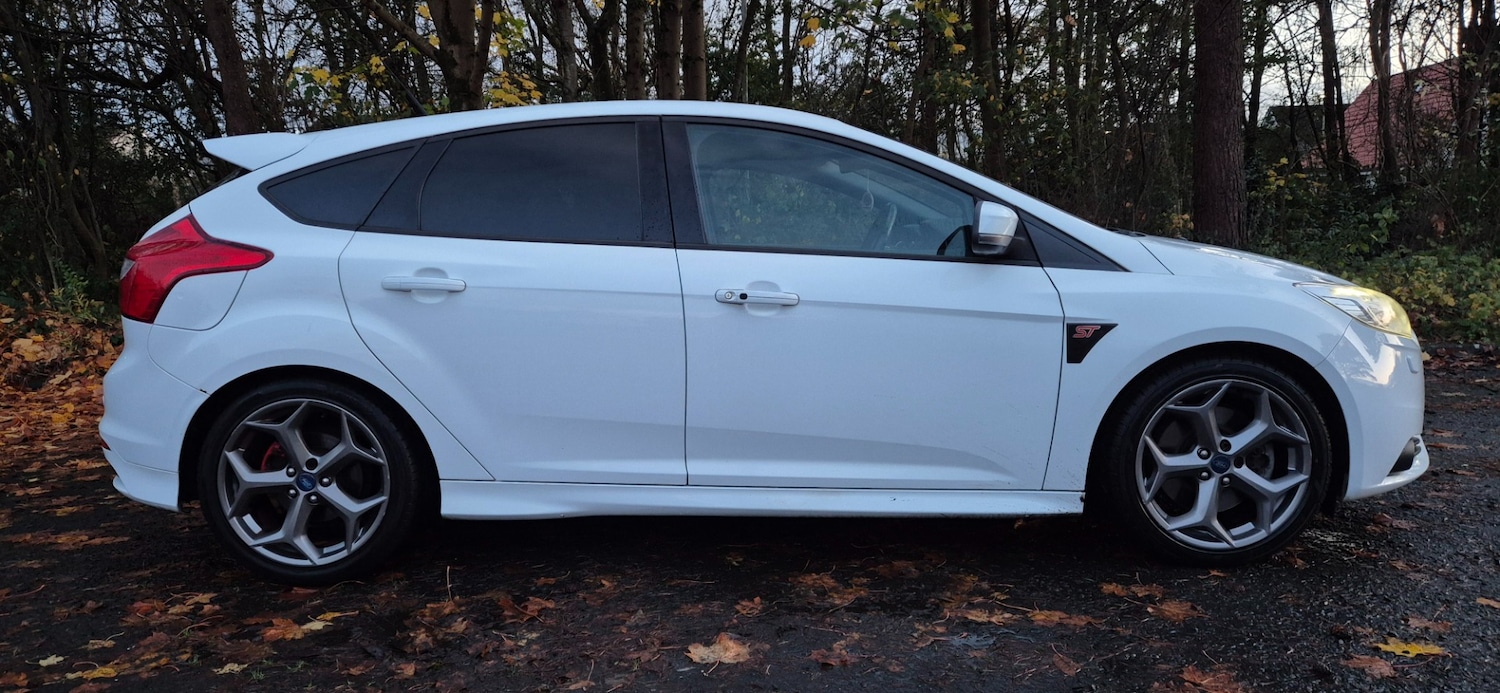 Used Ford Focus 2013 for sale - 76583363: Photo 6