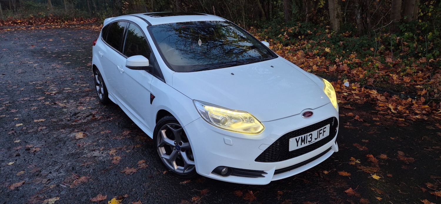 Used Ford Focus 2013 for sale - 76583363: Photo 8