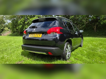 Used Peugeot 2008 2015 for sale - 79271572: Photo