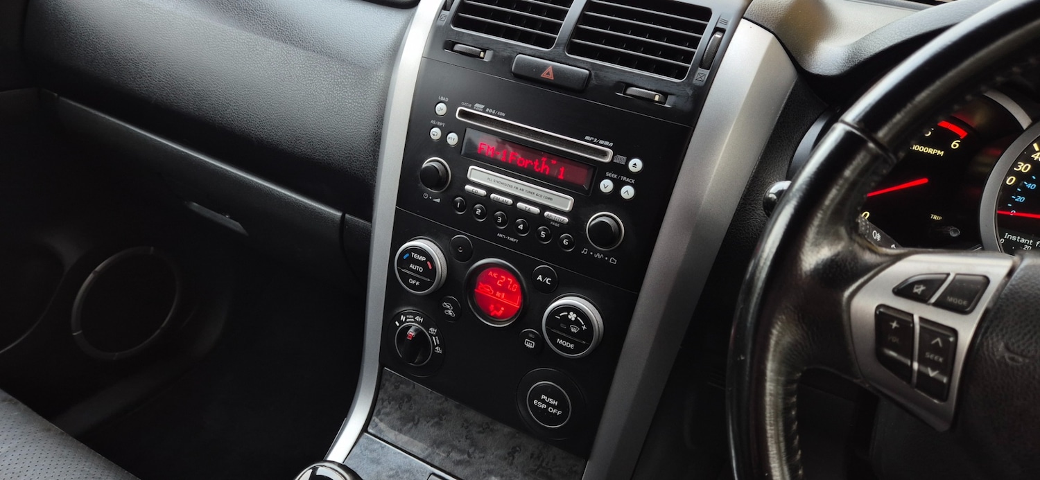 Used Suzuki Grand Vitara 2011 for sale - 76784924: Photo 18