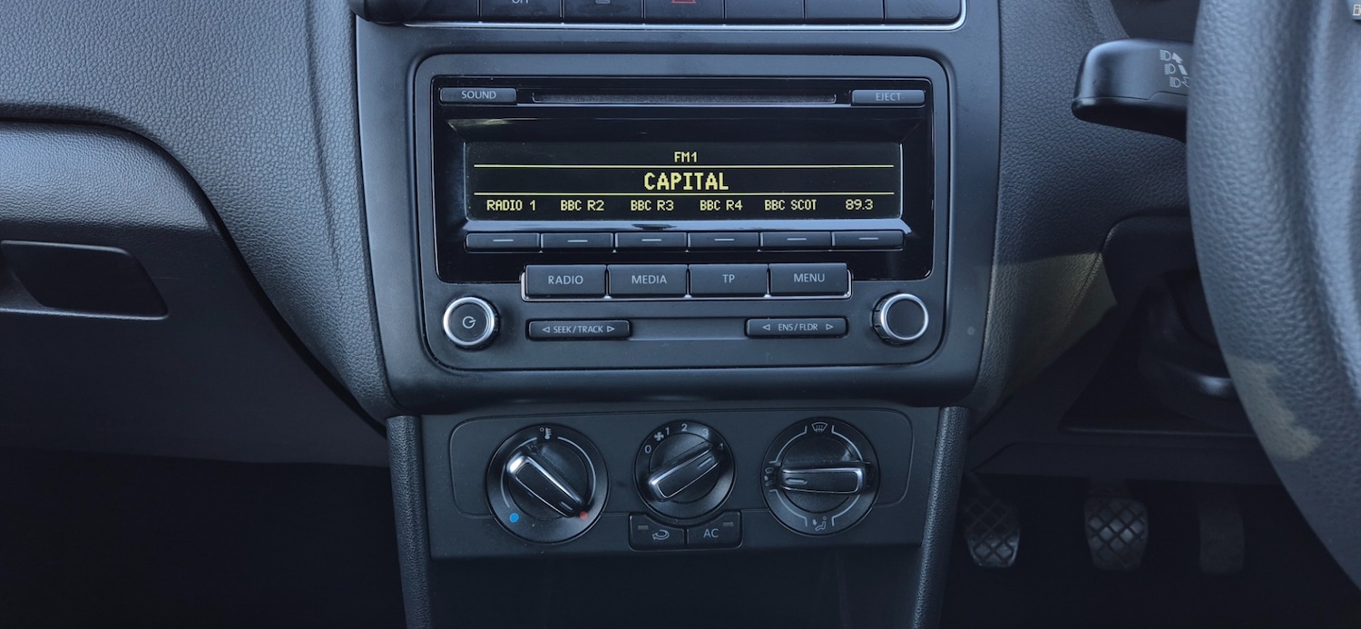 Used Volkswagen Polo 2013 for sale - 76599843: Photo 17