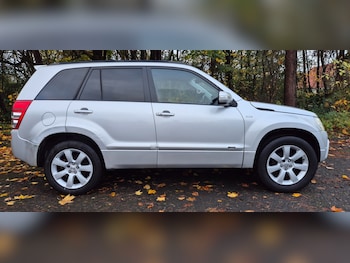 Used Suzuki Grand Vitara 2011 for sale - 76555343: Photo