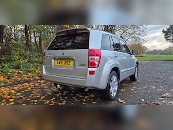 Used Suzuki Grand Vitara 2011 for sale - 76555343: Photo