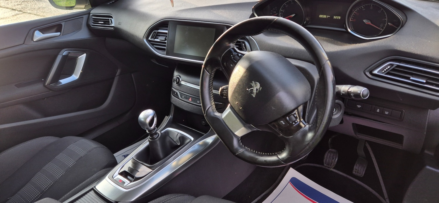 Used Peugeot 308 2015 for sale - 77363478: Photo 11