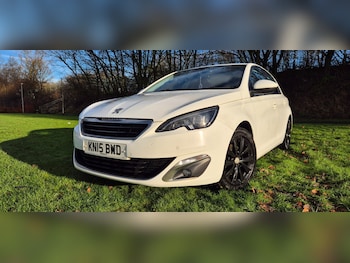 Used Peugeot 308 2015 for sale - 77363478: Photo