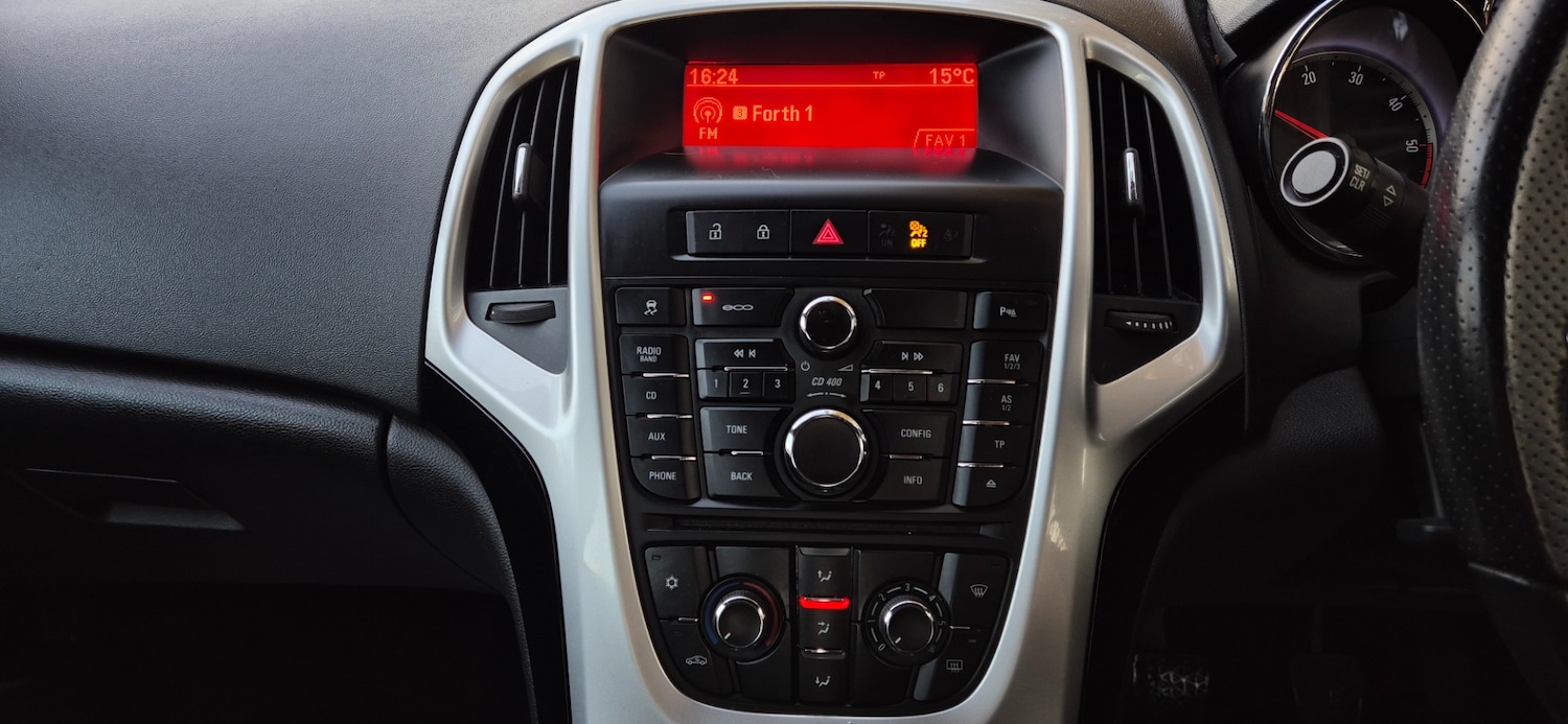 Used Vauxhall Astra 2012 for sale - 76494929: Photo 18