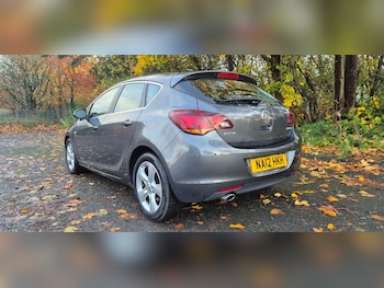 Used Vauxhall Astra 2012 for sale - 76494929: Photo