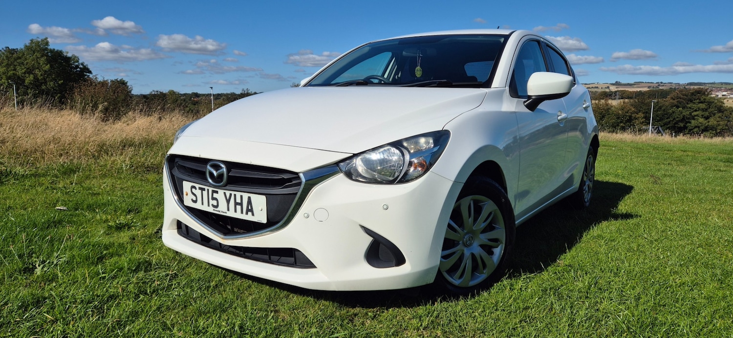 Used Mazda Mazda2 2015 for sale - 76555331: Photo 5