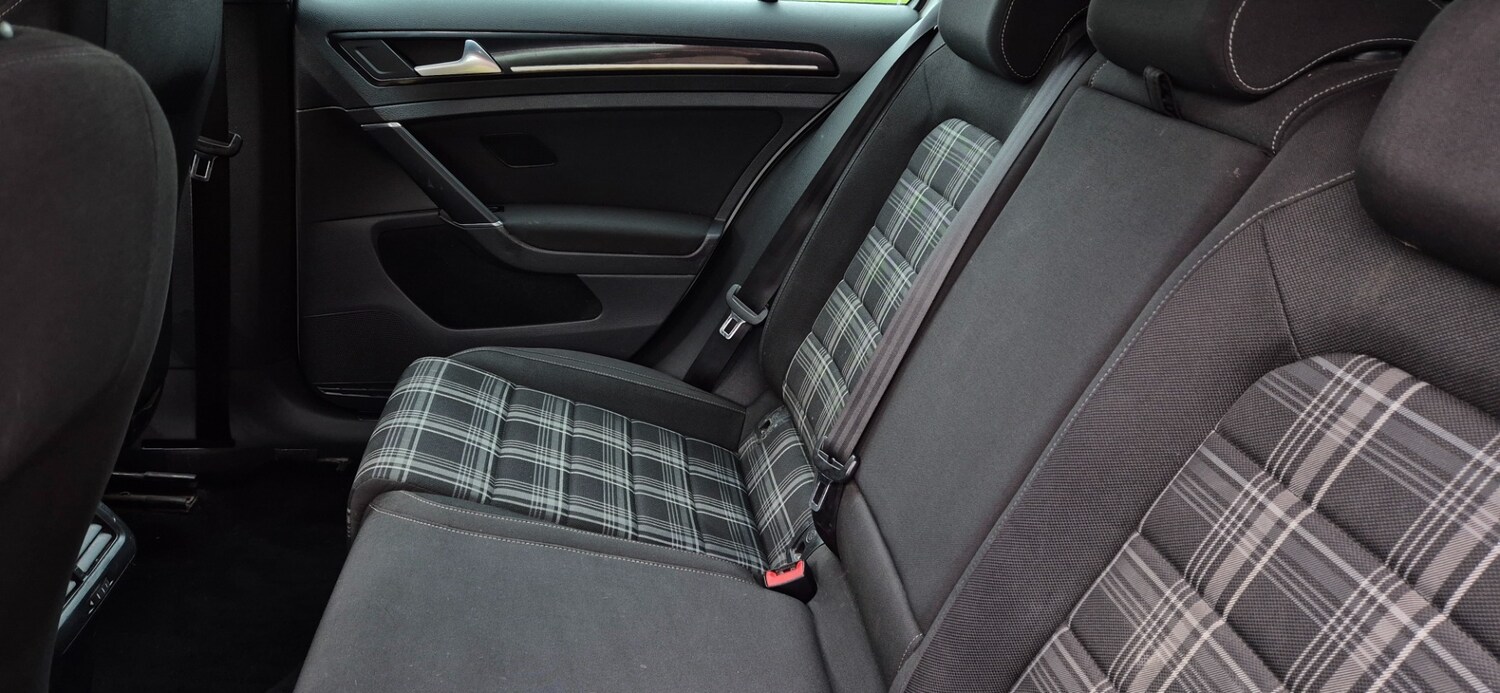 Used Volkswagen Golf 2016 for sale - 78031376: Photo 14