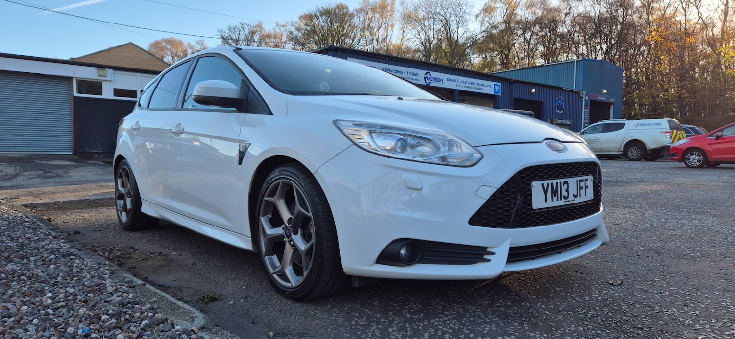Used Ford Focus 2013 for sale - 77446270: Photo 5