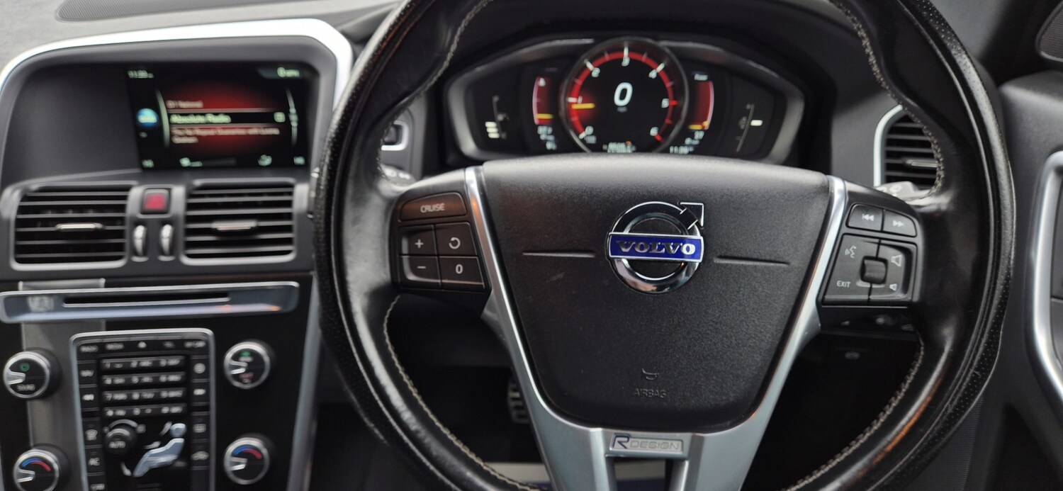 Used Volvo XC60 2015 for sale - 77818132: Photo 18