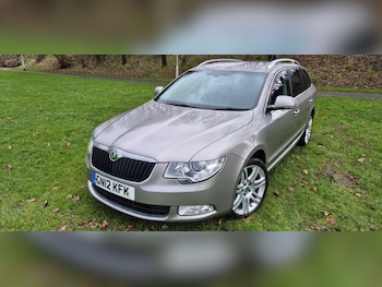 Used Skoda Superb 2012 for sale - 77676955: Photo
