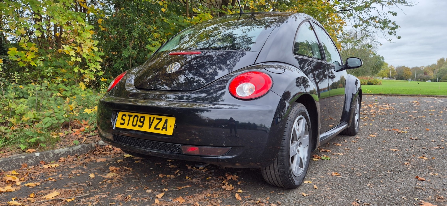 Used Volkswagen Beetle 2009 for sale - 76598783: Photo 3