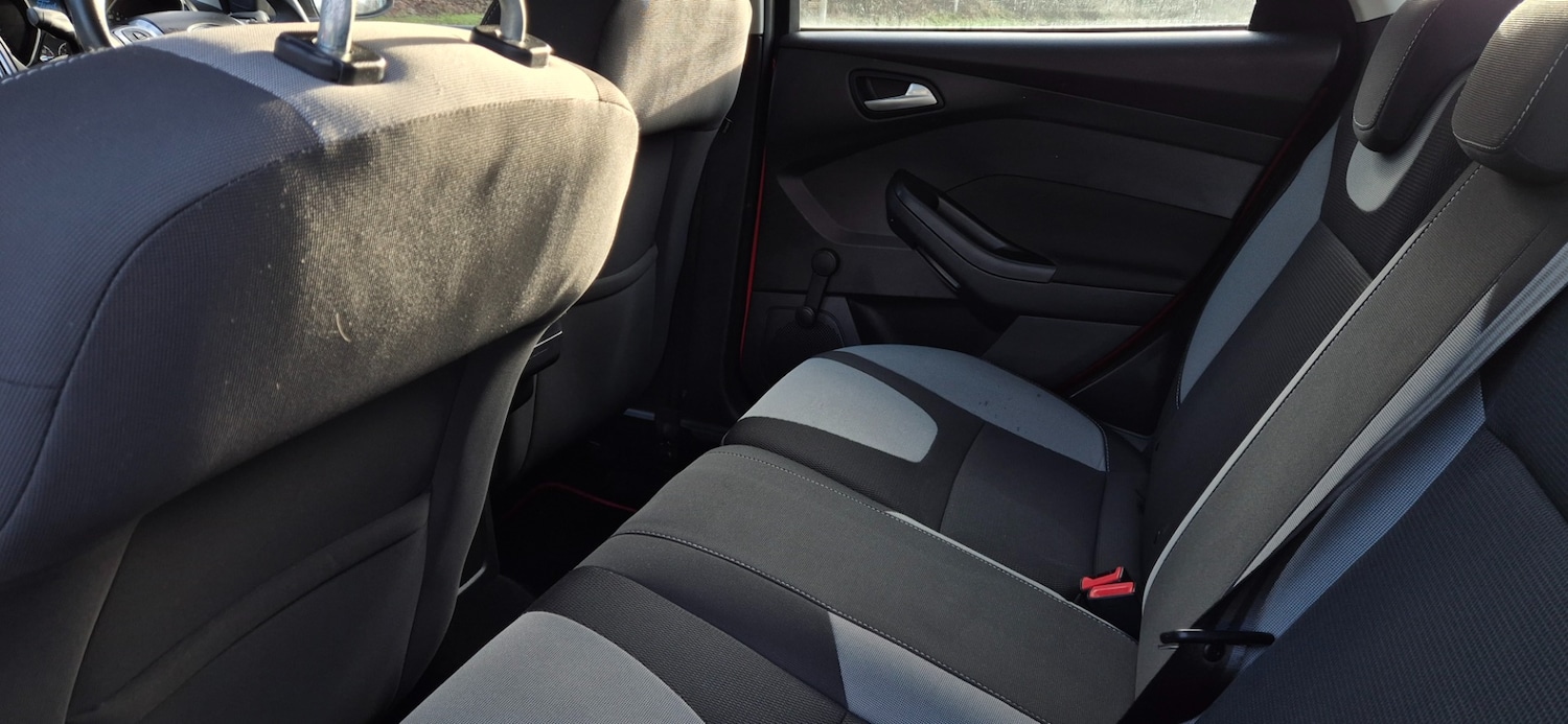 Used Ford Focus 2013 for sale - 77223100: Photo 15