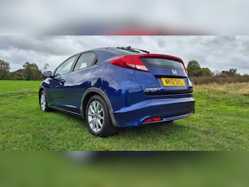 Used Honda Civic 2012 for sale - 76784782: Photo