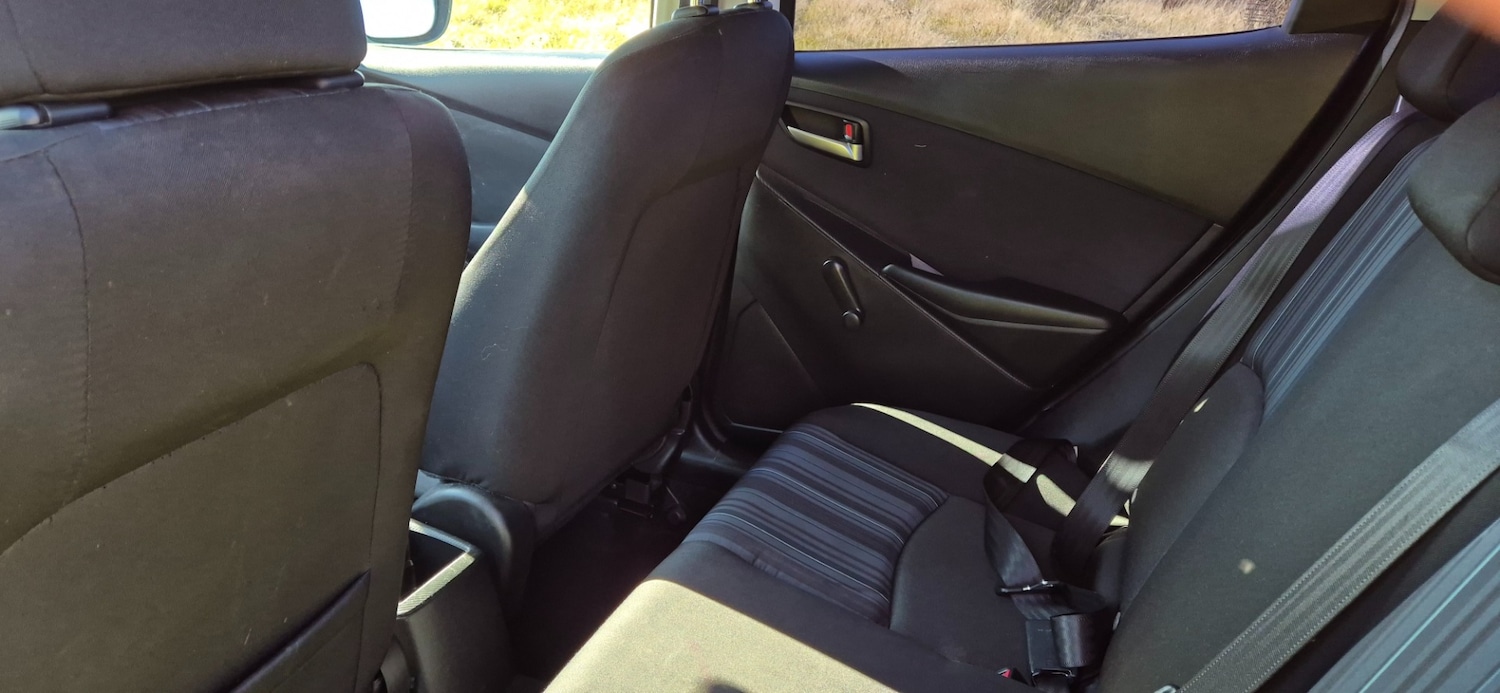 Used Mazda Mazda2 2015 for sale - 77446231: Photo 15