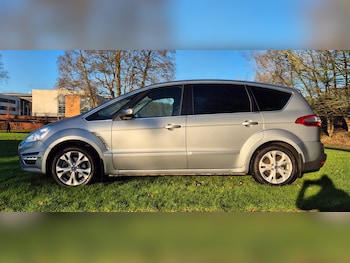 Used Ford S-Max 2015 for sale - 77323654: Photo