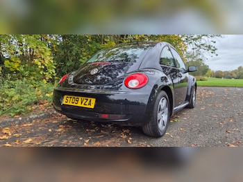Used Volkswagen Beetle 2009 for sale - 76503085: Photo