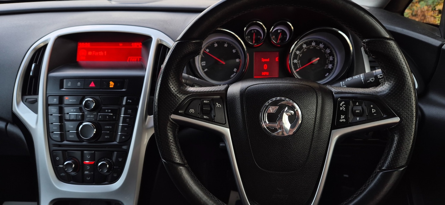 Used Vauxhall Astra 2012 for sale - 76555275: Photo 17