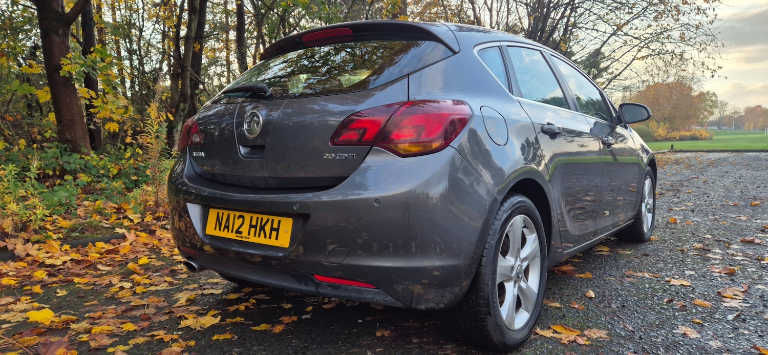 Used Vauxhall Astra 2012 for sale - 76555275: Photo 3