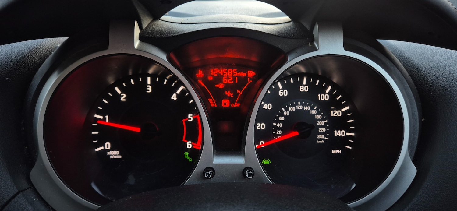 Used Nissan Juke 2015 for sale - 77258843: Photo 16