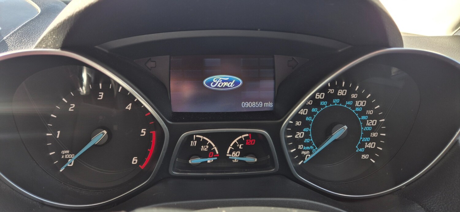Used Ford Kuga 2015 for sale - 78079198: Photo 17