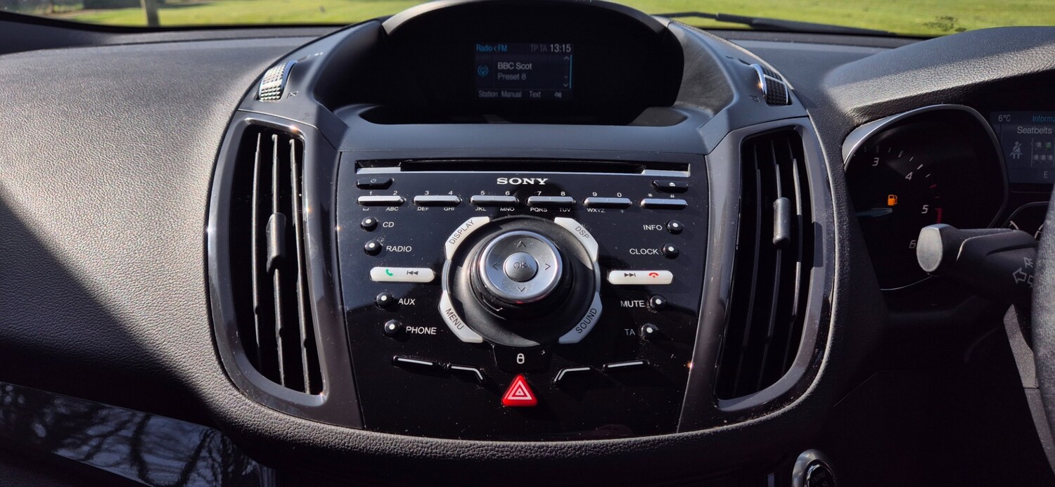 Used Ford Kuga 2015 for sale - 78079198: Photo 19