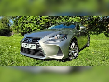 Used Lexus IS 2020 for sale - 79352570: Photo